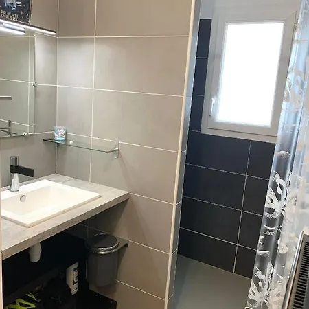 Jolie Maison Trois Trois Salles De Bain Borgo (Corsica)