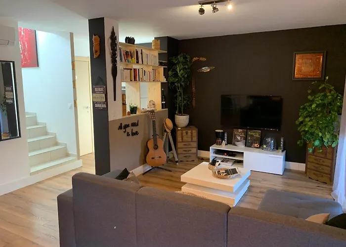 Jolie Maison Trois Trois Salles De Bain *