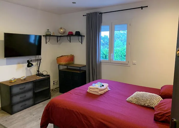 Jolie Maison Trois Trois Salles De Bain Borgo (Corsica)