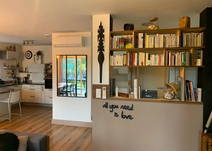 Jolie Maison Trois Trois Salles De Bain * Borgo (Corsica)