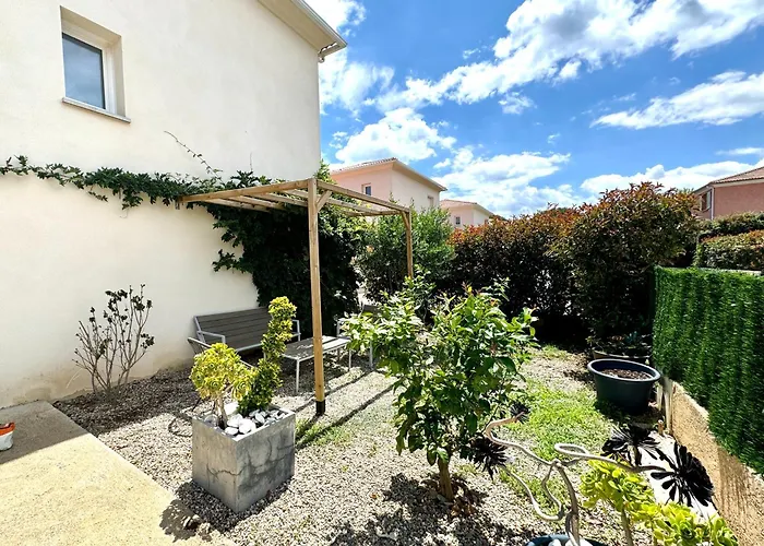 Prázdninový dům Jolie Maison Trois Trois Salles De Bain